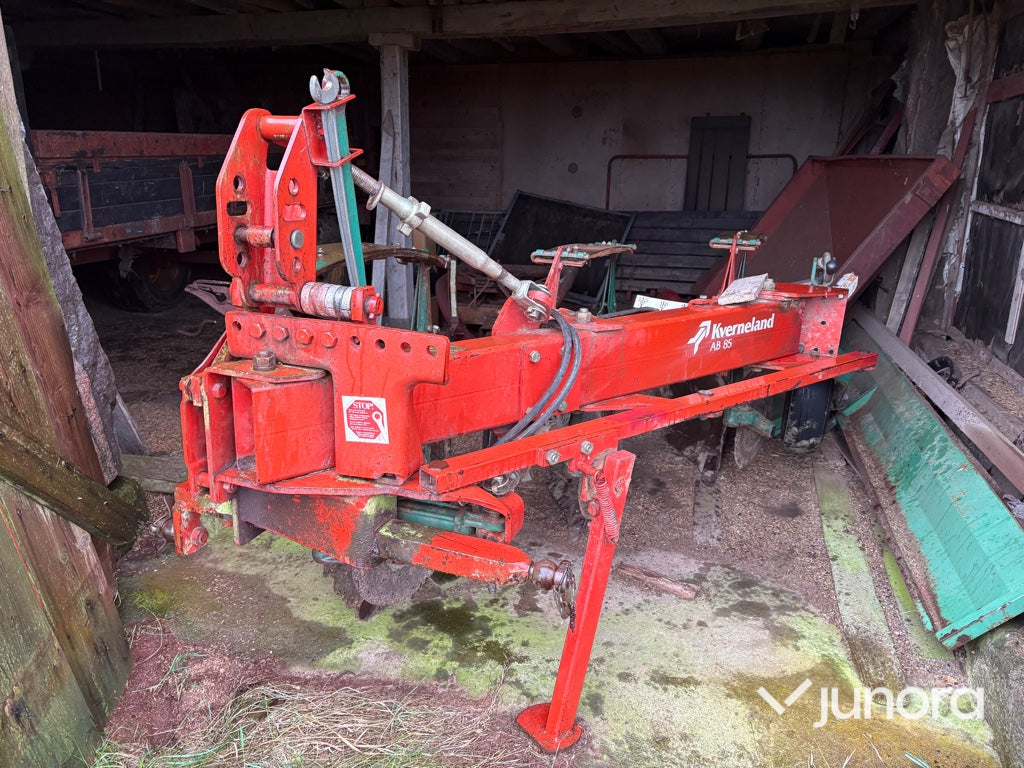 Tegplog Kverneland AB85 3-skärig