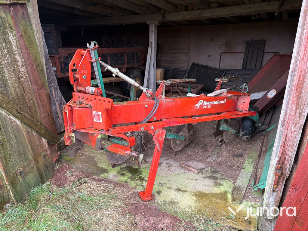 Tegplog Kverneland AB85 3-skärig