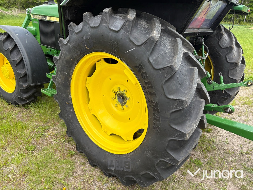 Traktor, Frontlyft, Kärra - John Deere, 2140 Hilomfwd