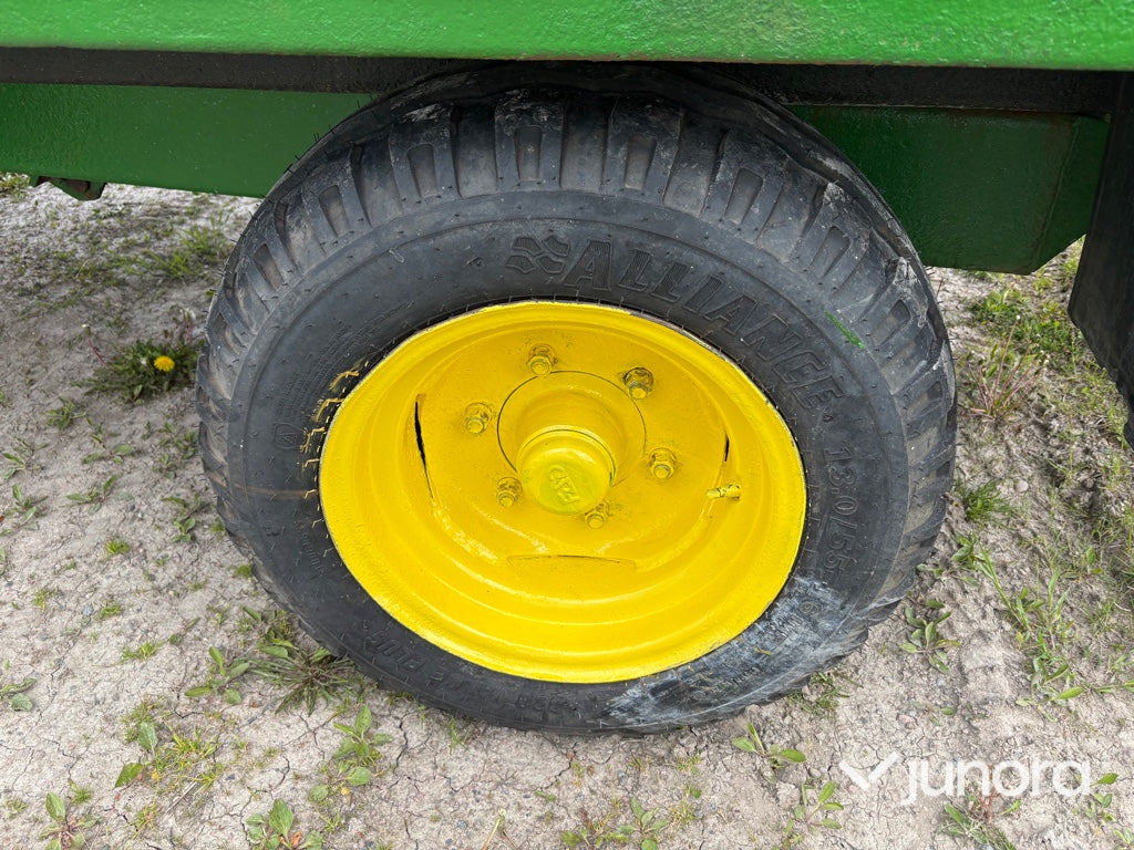 Traktor, Frontlyft, Kärra - John Deere, 2140 Hilomfwd