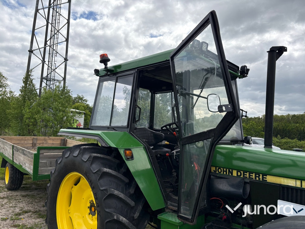 Traktor, Frontlyft, Kärra - John Deere, 2140 Hilomfwd