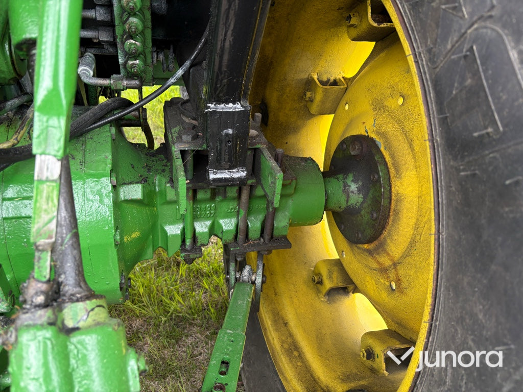 Traktor, Frontlyft, Kärra - John Deere, 2140 Hilomfwd