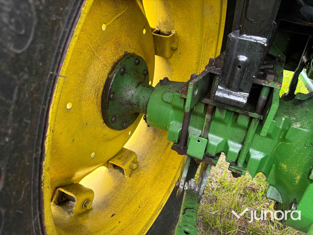 Traktor, Frontlyft, Kärra - John Deere, 2140 Hilomfwd
