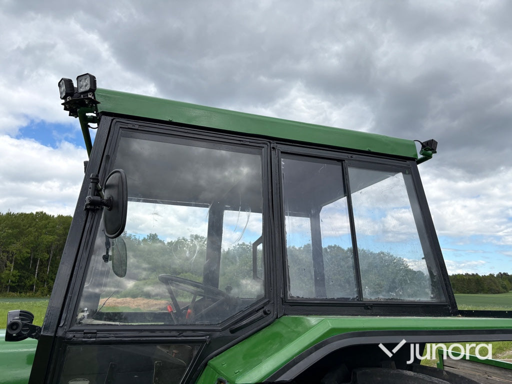 Traktor, Frontlyft, Kärra - John Deere, 2140 Hilomfwd