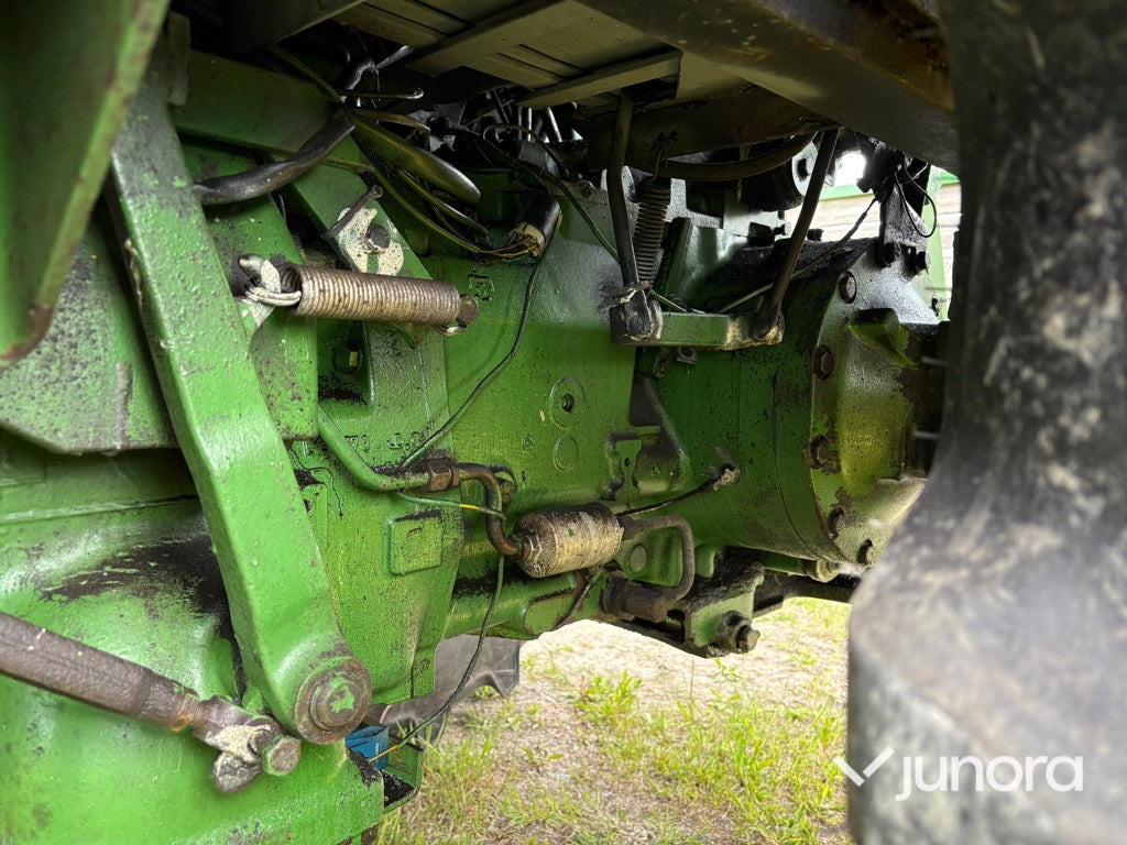 Traktor, Frontlyft, Kärra - John Deere, 2140 Hilomfwd