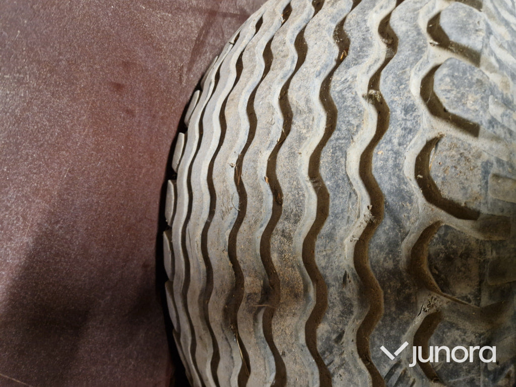 Däck 400/60 -15,5