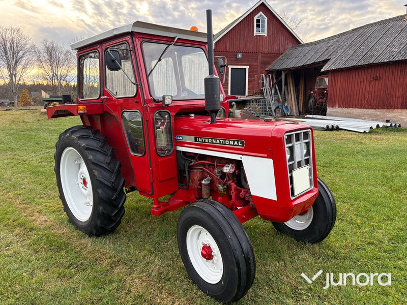 Traktor - International 444