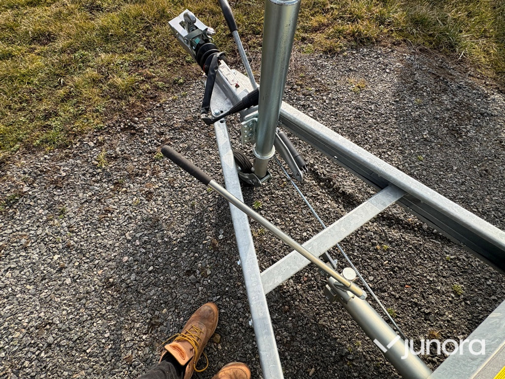 Tippsläp - Variant, Hydrauliskt tipp