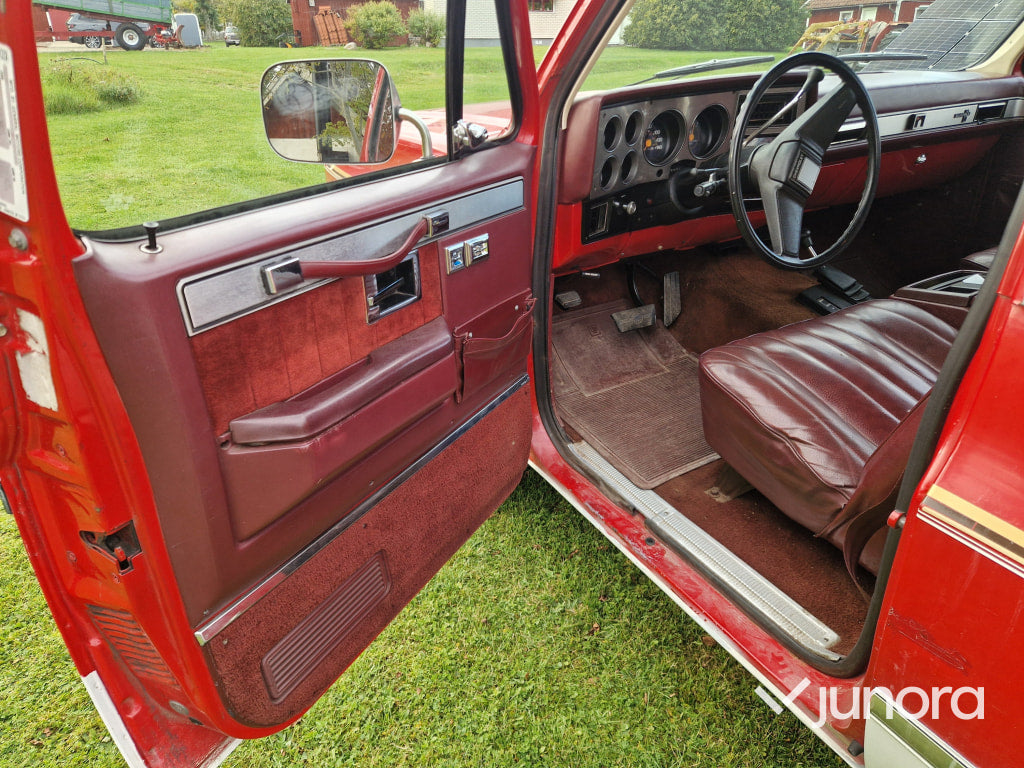 Chevrolet Silverado Blazer