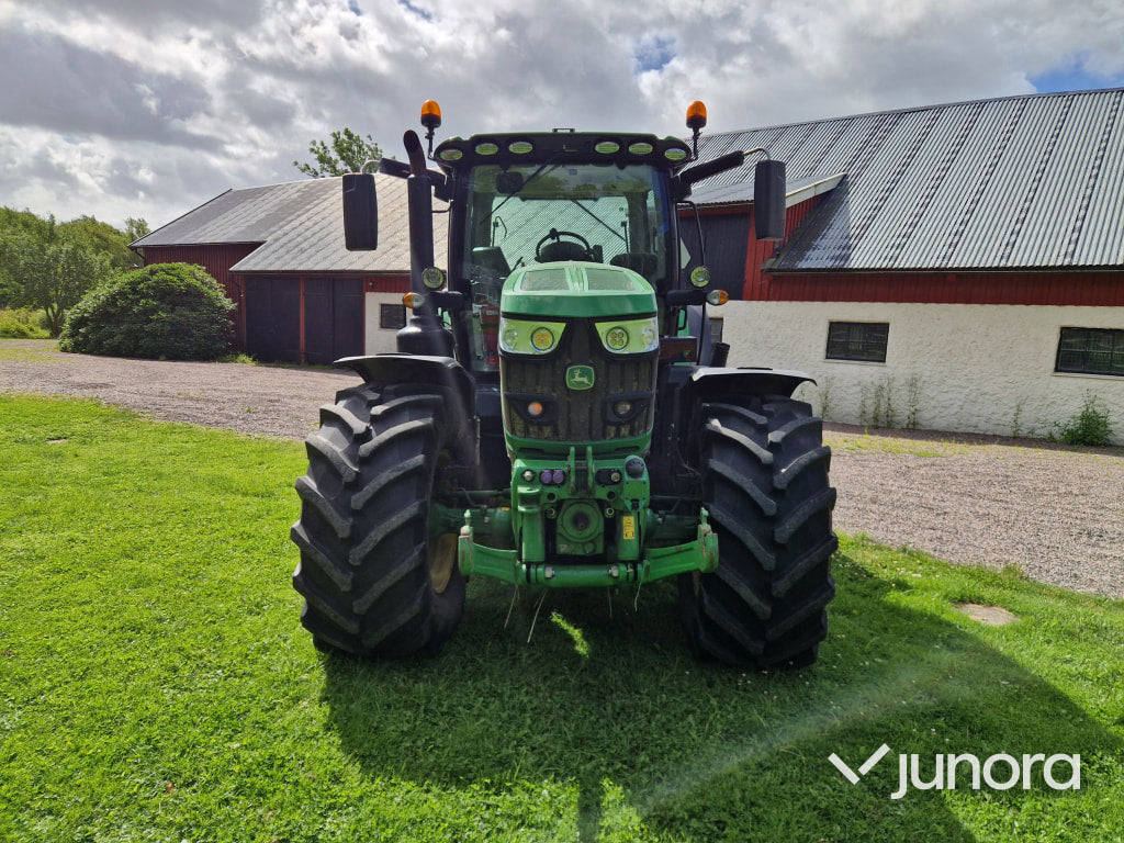 Traktor John Deere 6155R