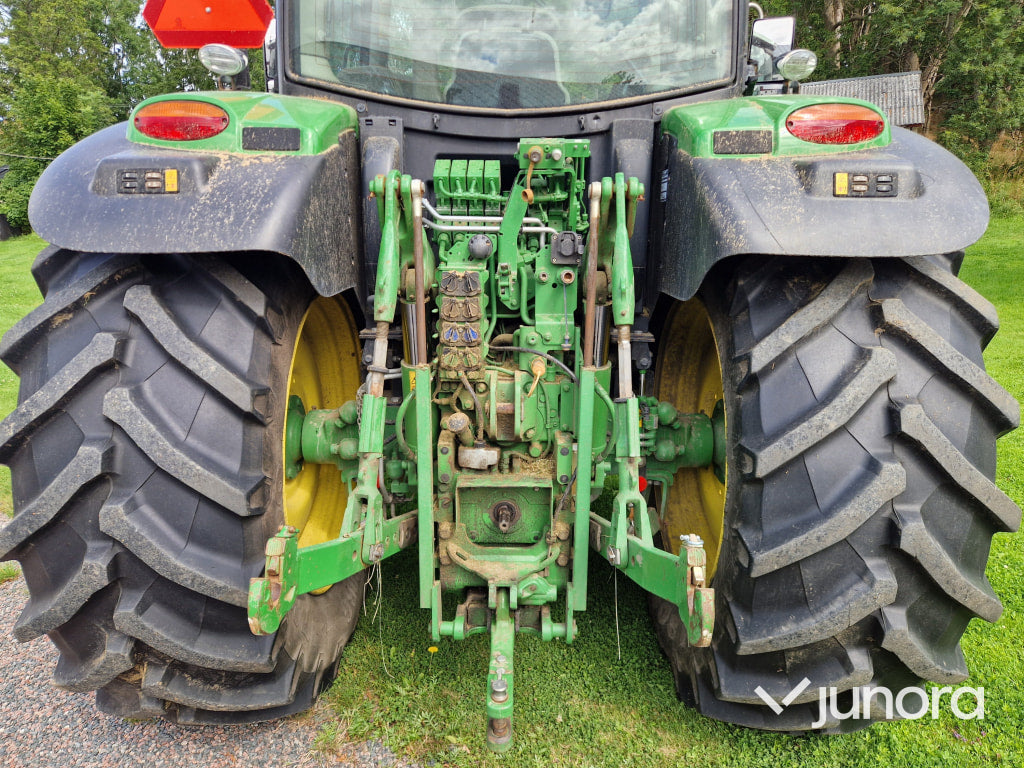 Traktor John Deere 6155R