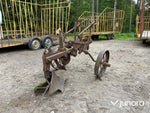 Enskärig bogserplog