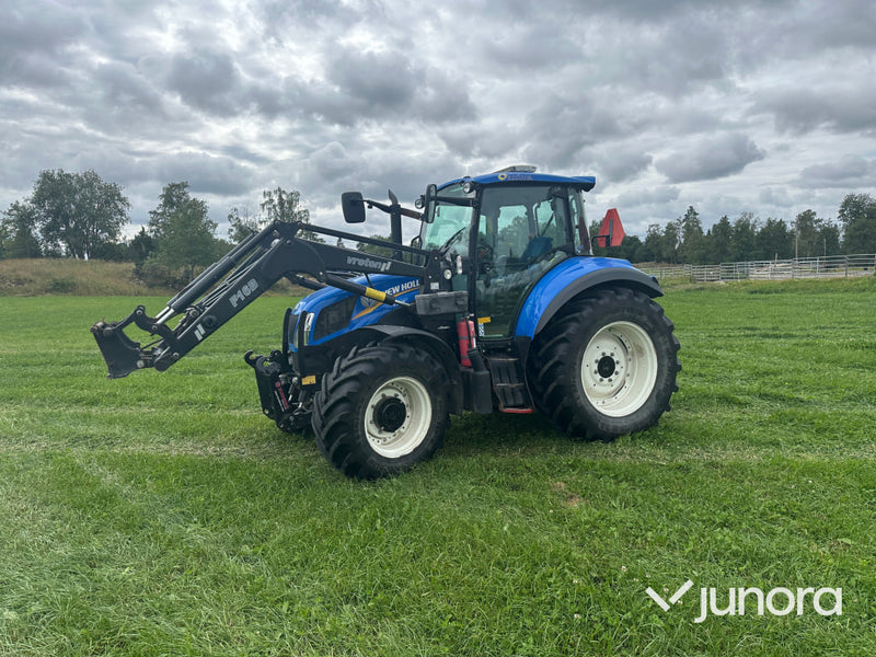 New Holland T5. 95 med vreten lastare