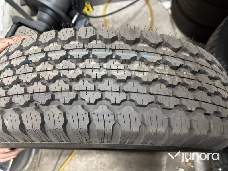 Bildäck 30x9.50R15LT