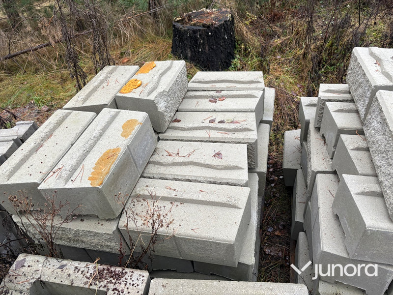 Murblock - Megawall, Garden