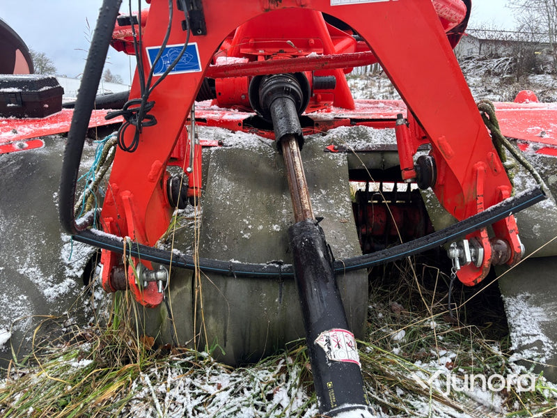 Frontslåtterkross - Kuhn FC 3525 DF‑FF