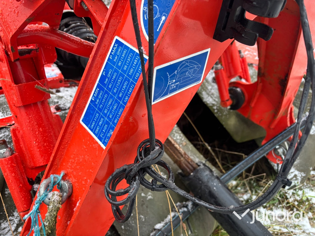 Frontslåtterkross - Kuhn FC 3525 DF‑FF
