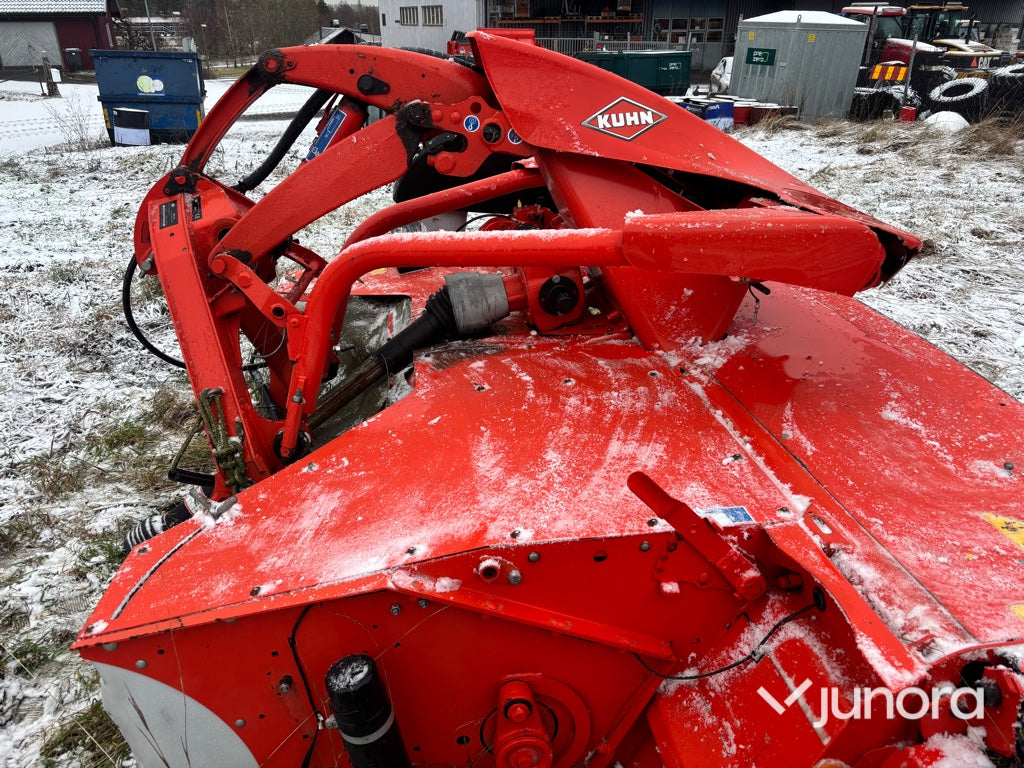 Frontslåtterkross - Kuhn FC 3525 DF‑FF