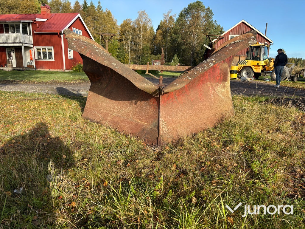 Vikplog Skattkärr