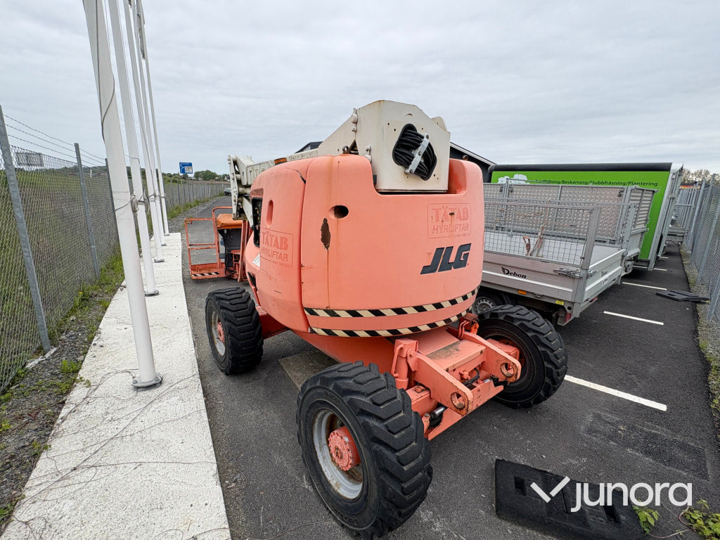 Bomlift JLG 450AJ