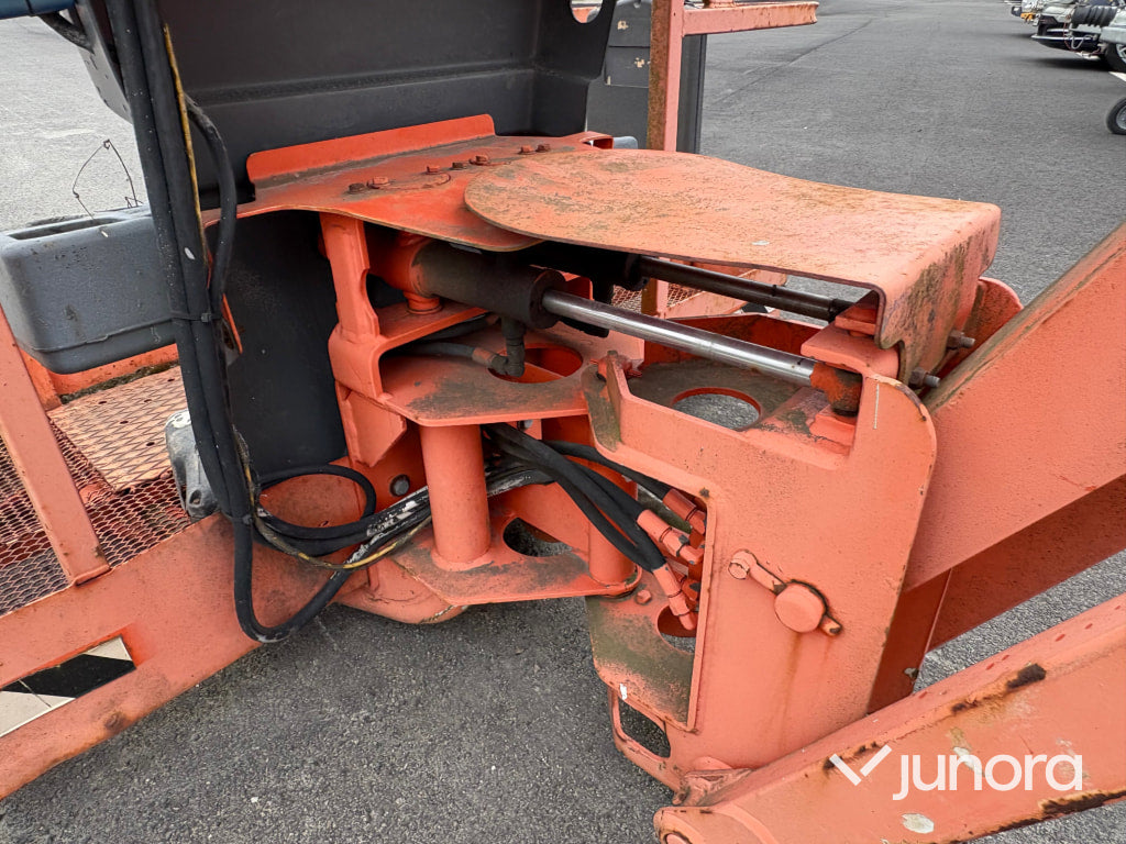 Bomlift JLG 450AJ