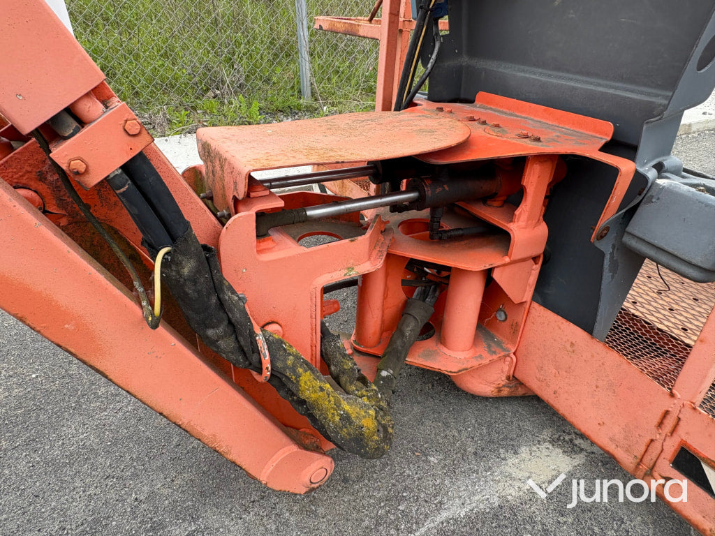 Bomlift JLG 450AJ
