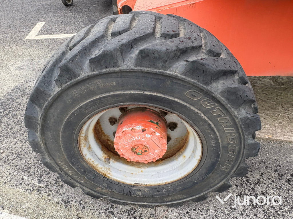 Bomlift JLG 450AJ