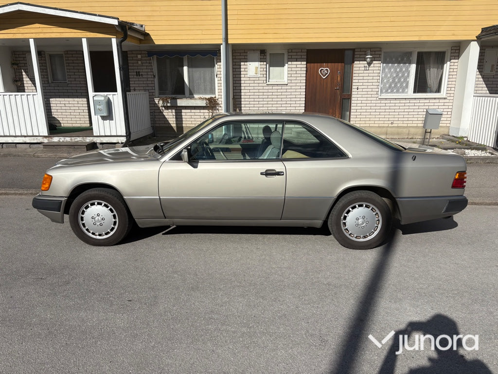 Personbil - Mercedes-Benz, 124, 300 CE