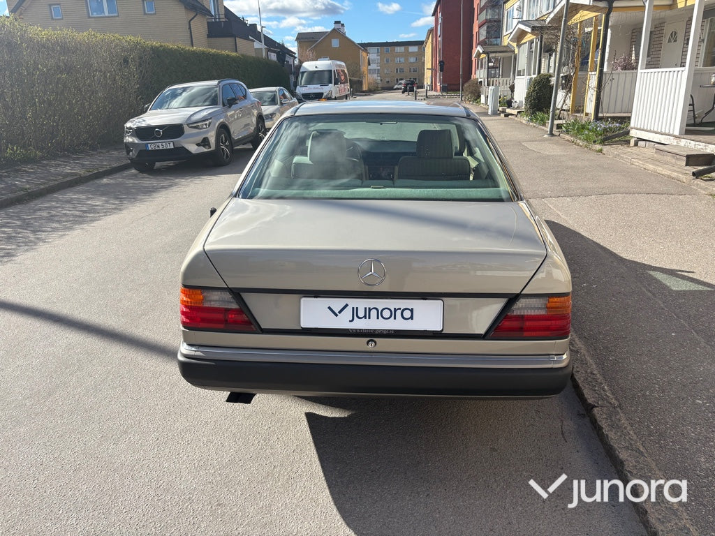 Personbil - Mercedes-Benz, 124, 300 CE