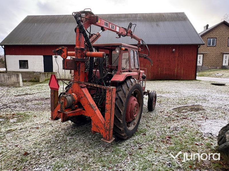 Traktor + Kran - Massey Ferguson 175, FMV 1800
