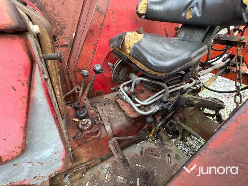 Traktor + Kran - Massey Ferguson 175, FMV 1800