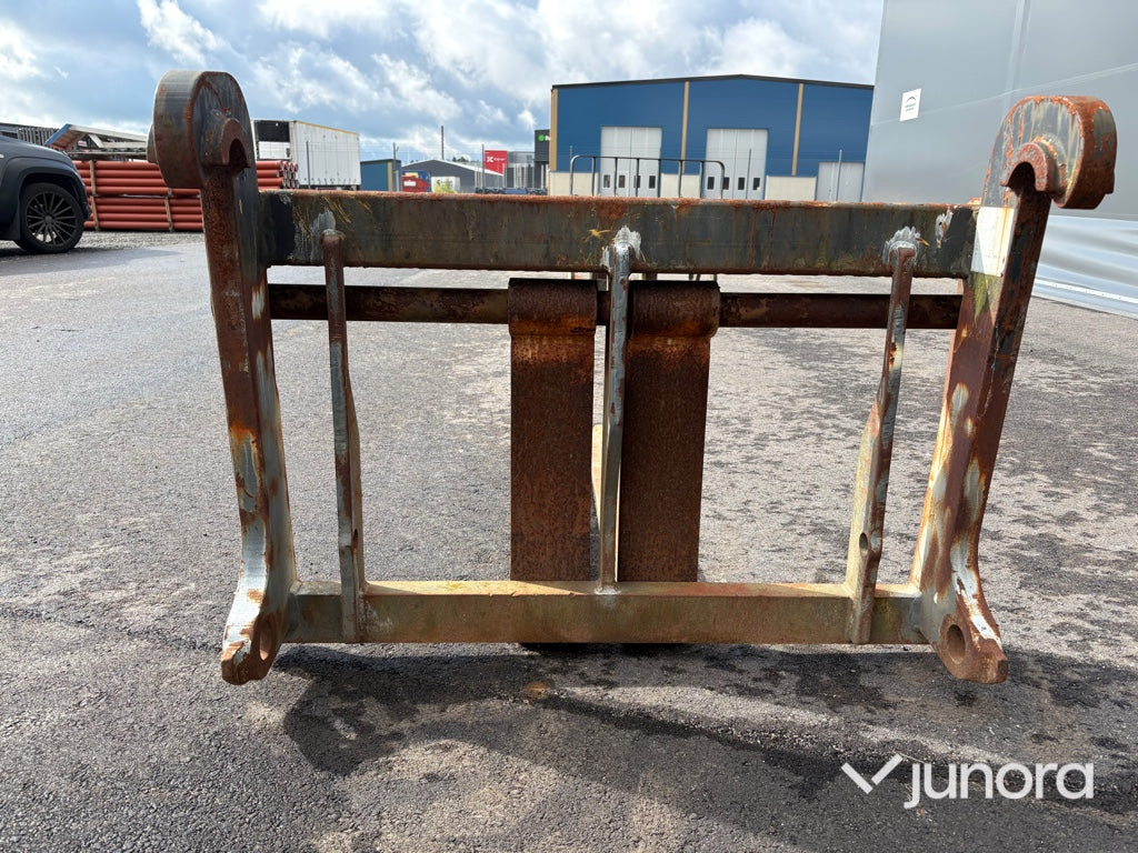 Gaffelställ med pallgafflar Manitou, Stora BM fäste