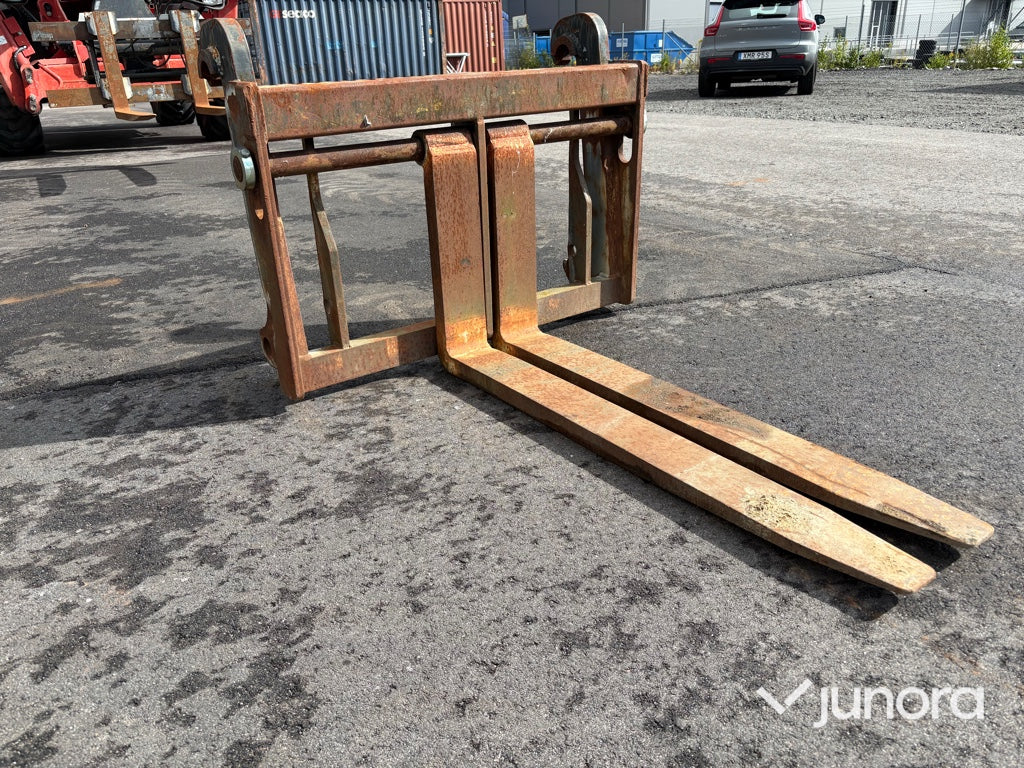 Gaffelställ med pallgafflar Manitou, Stora BM fäste