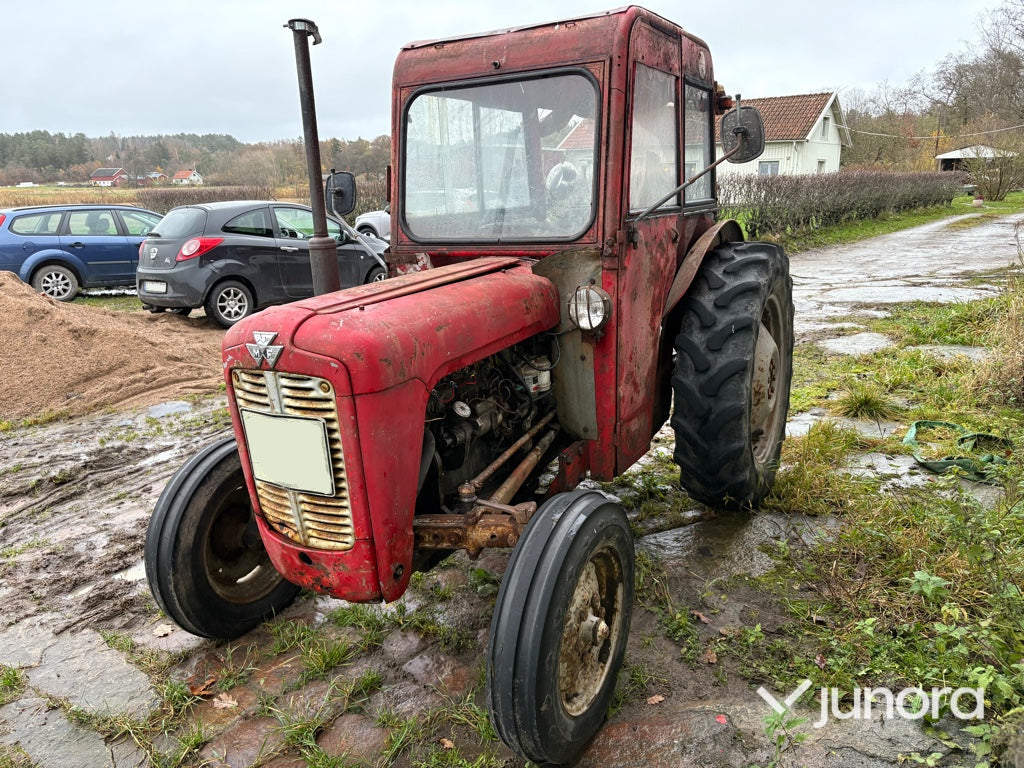 Traktor - MF 35