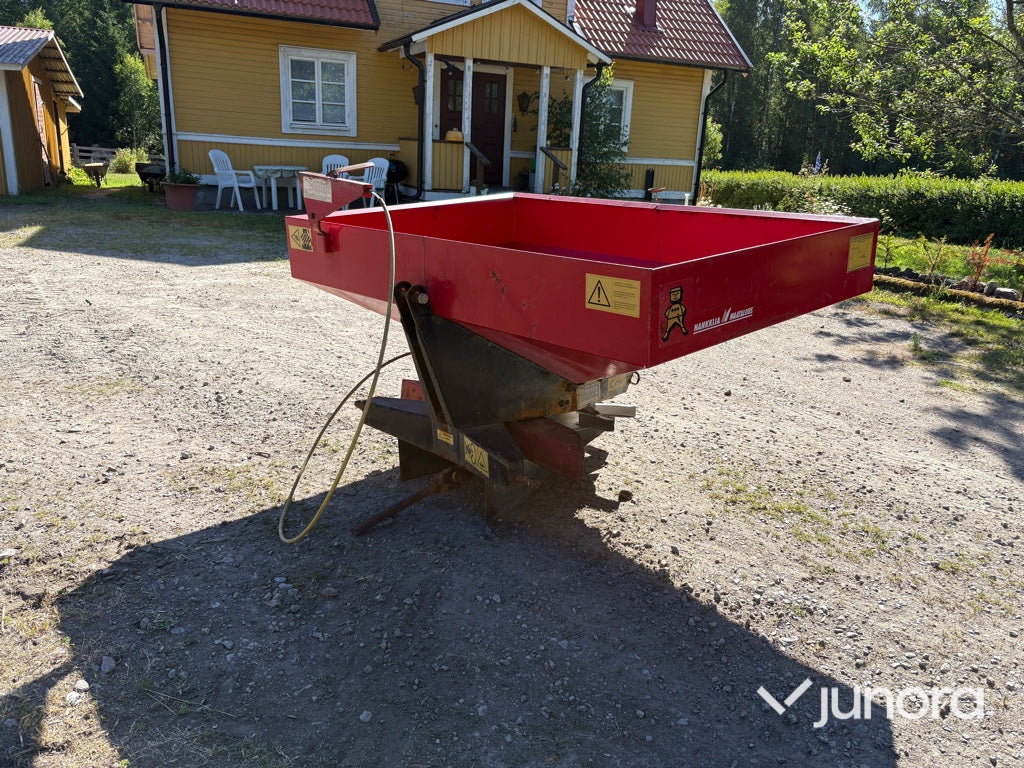 Gödselspridare - Junkkari 700