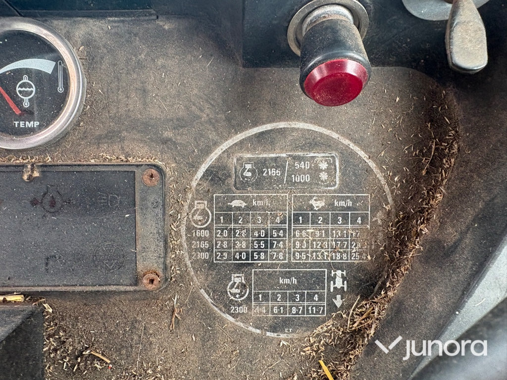 Traktor International 584