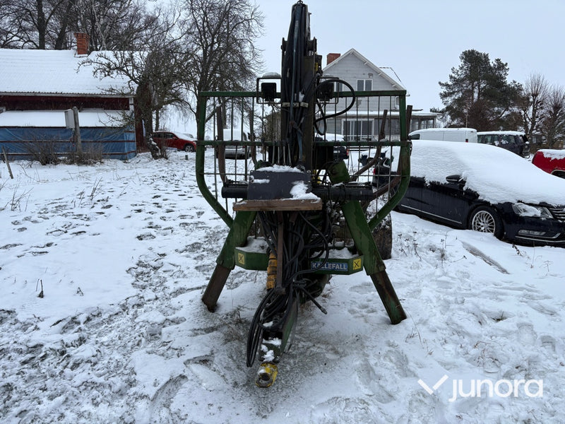 Skogsvagn - Källefall, med kran
