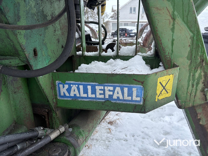 Skogsvagn - Källefall, med kran