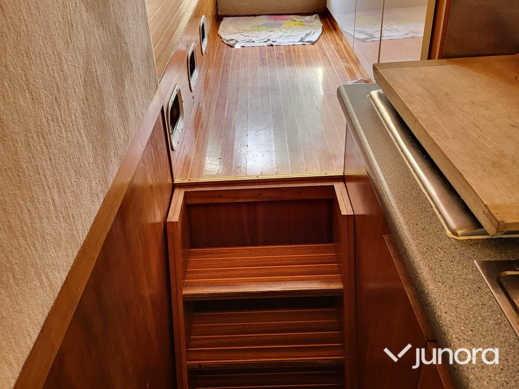Flybridge Yacht - Nimo Marine, Condor Flybridge 11.60