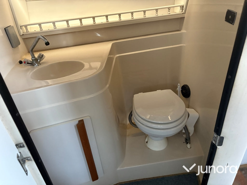 Båt - Carver Montego 528 Midcabin (28 fot)
