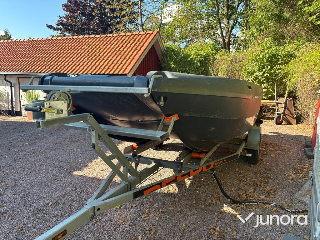 Båt - Pioner multi III - Respo 80km trailer