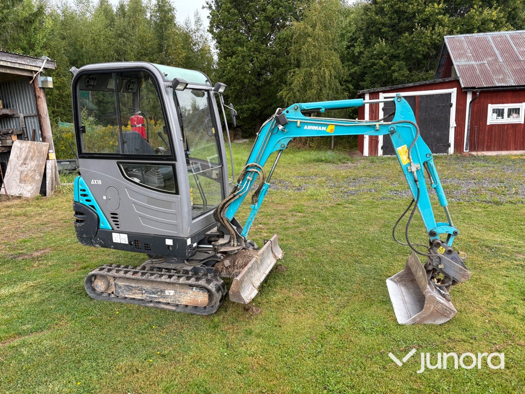 Grävmaskinmini-AIRMAN AX18-3