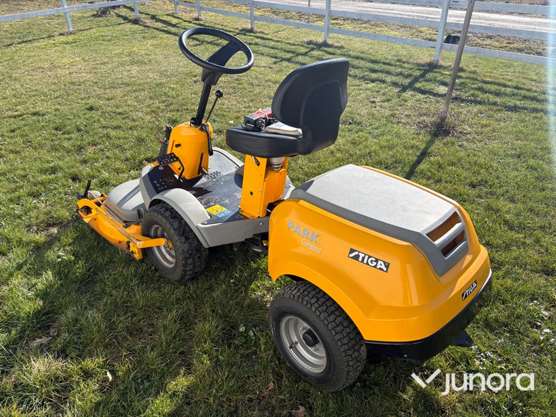 Åkgräsklippare - Stiga, Park Compact P901