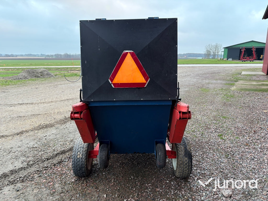 Lövsug – bensindriven, med samlarbehållare