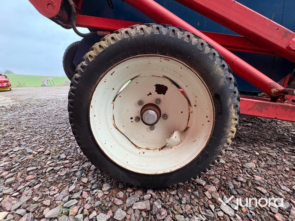 Lövsug – bensindriven, med samlarbehållare
