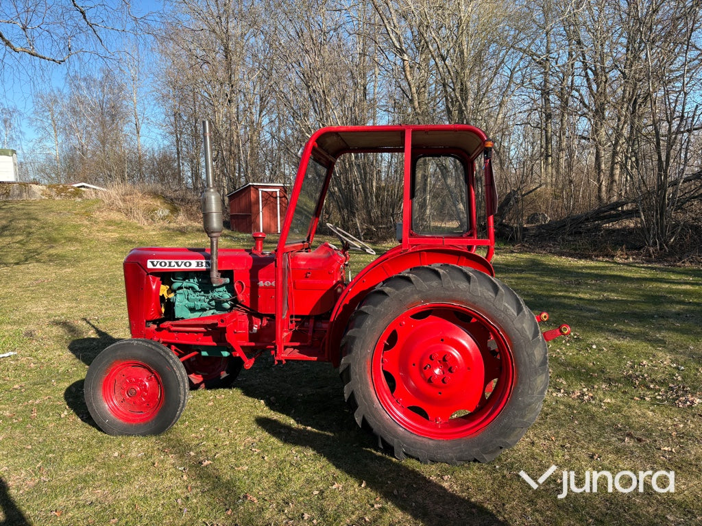Traktor - Volvo BM 400 Buster med lastare