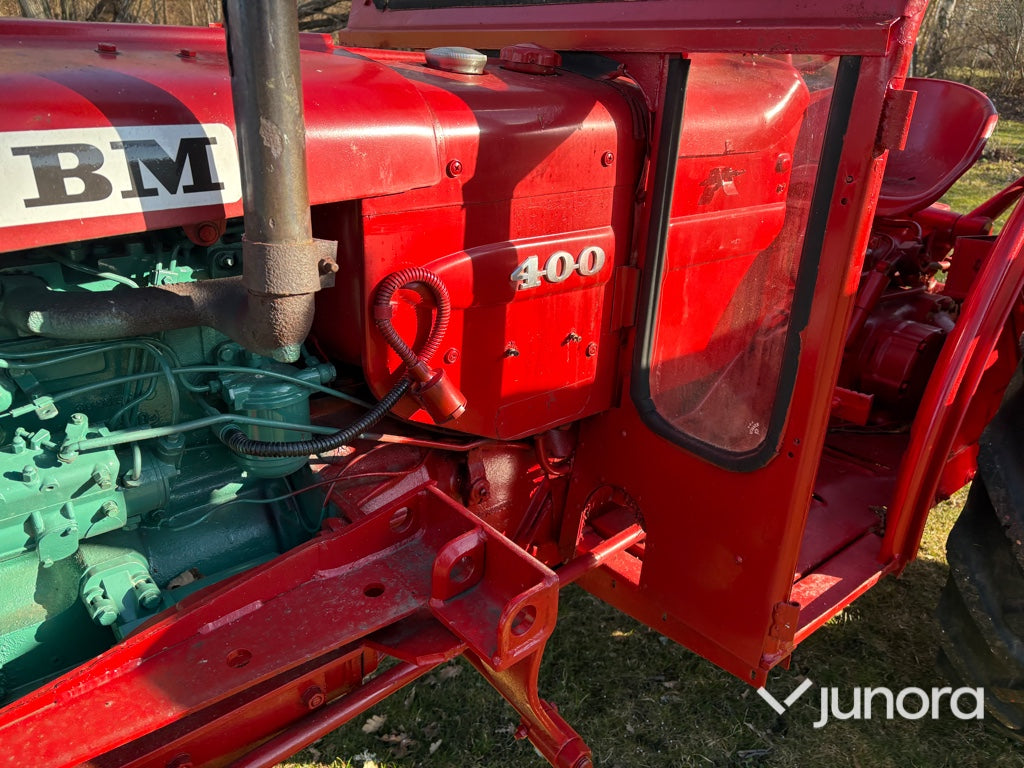 Traktor - Volvo BM 400 Buster med lastare