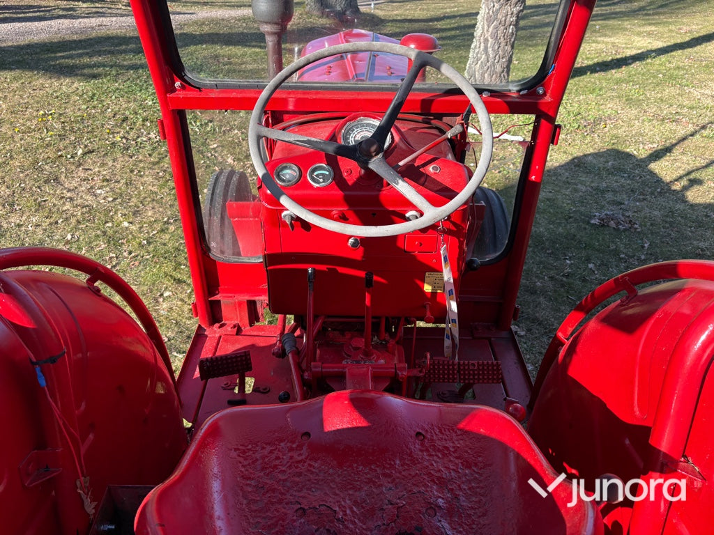 Traktor - Volvo BM 400 Buster med lastare