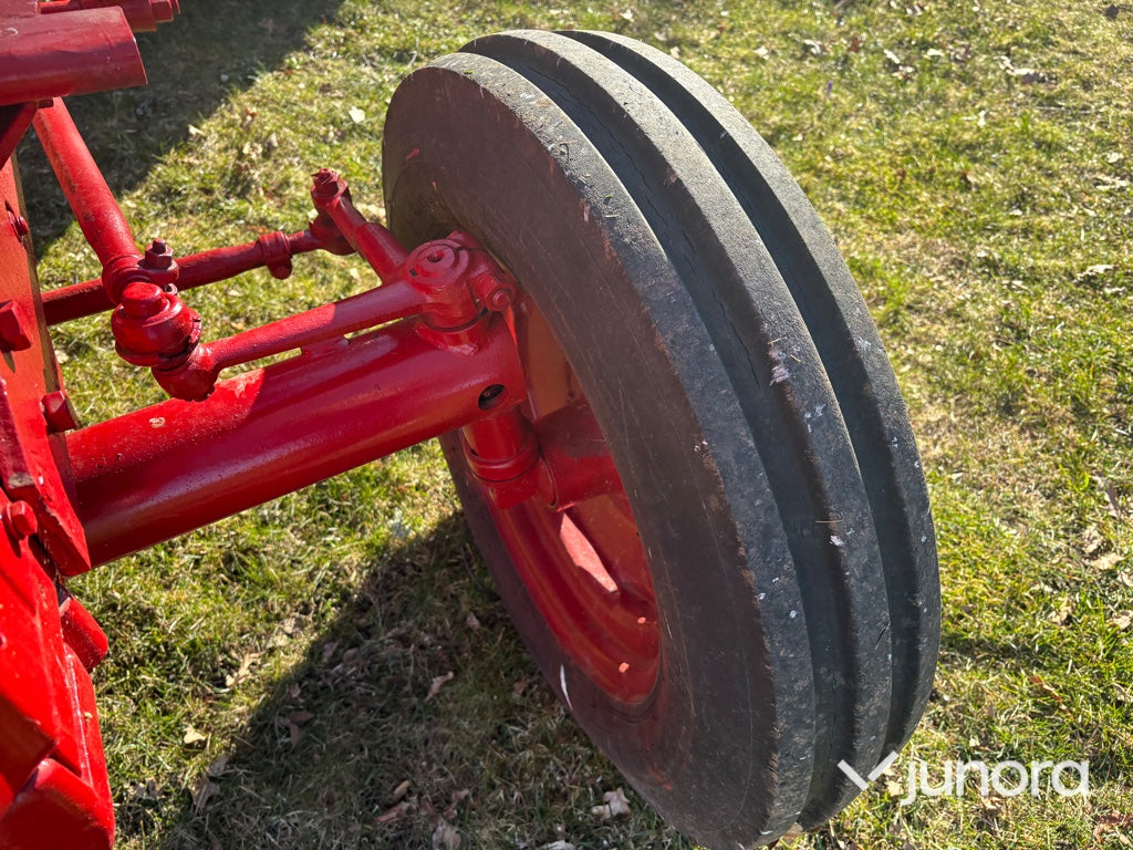 Traktor - Volvo BM 400 Buster med lastare