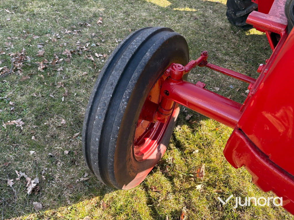 Traktor - Volvo BM 400 Buster med lastare